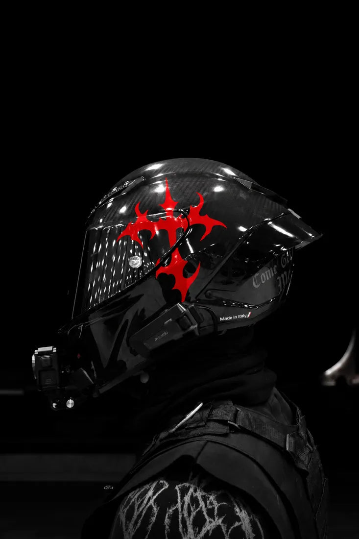 Casque avec sticker Croix Trash rouge, Obsaners édition